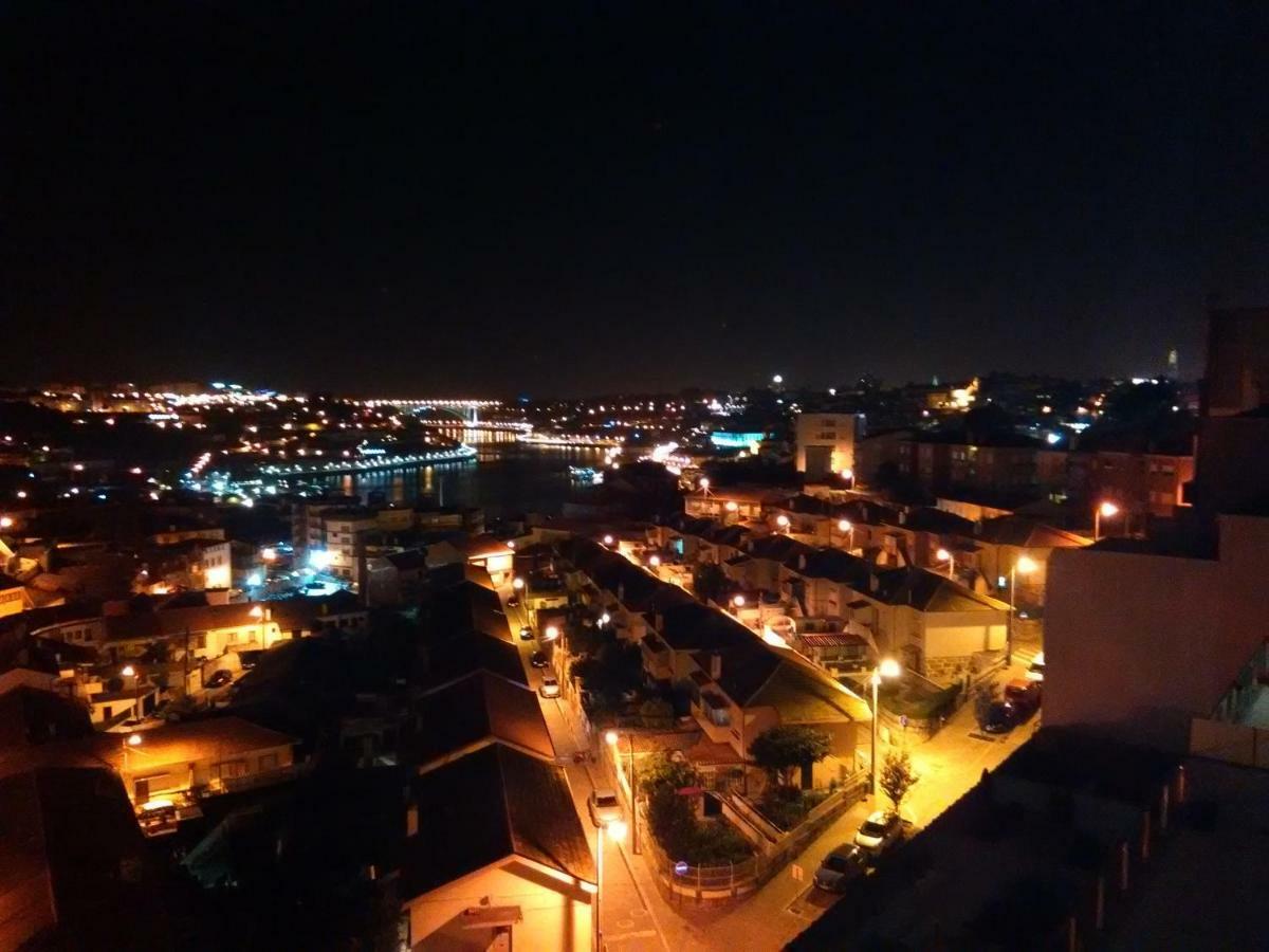River View Flat บีลาโนวาเดกายา ภายนอก รูปภาพ